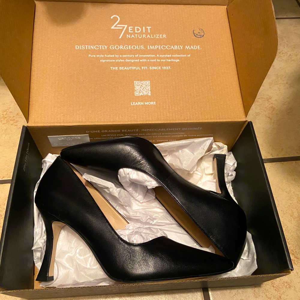 Black Naturalizer Pumps